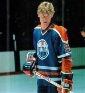 Ice hockey legend Wayne Gretzky is the greatest athlete of all time, according to a fans survey conducted by sports.yahoo.com a year ago.