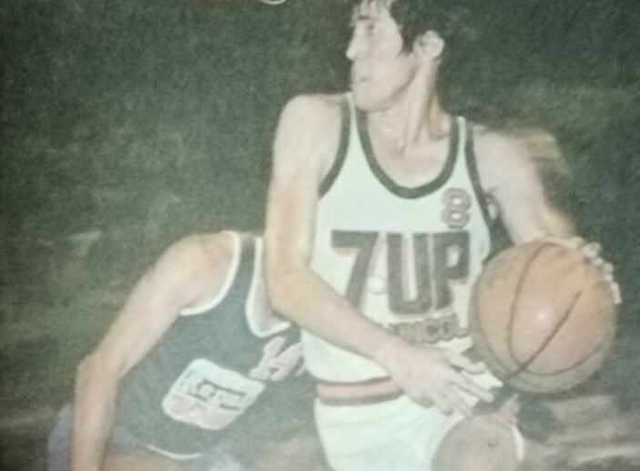 Danny Florencio while playing for Seven-Up.  [photo clip from Henry Liao]