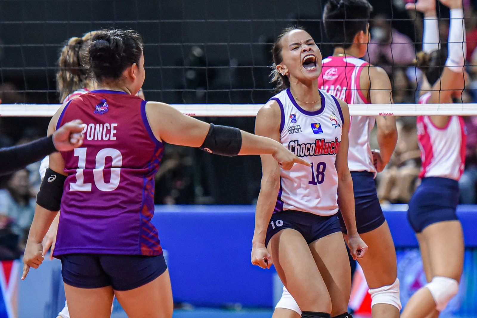 Sisi Rondina of the Choco Mucho Flying Titans [photo credit: PVL Images]