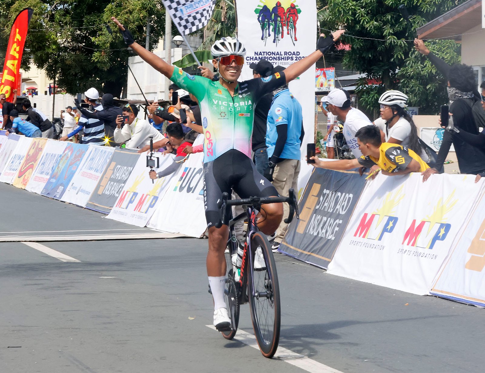 The Men’s Elite Road Race featured a tight battle to the finish, with Marcelo Felipe edging out Jericho Lucero and Jeremy Lizardo.