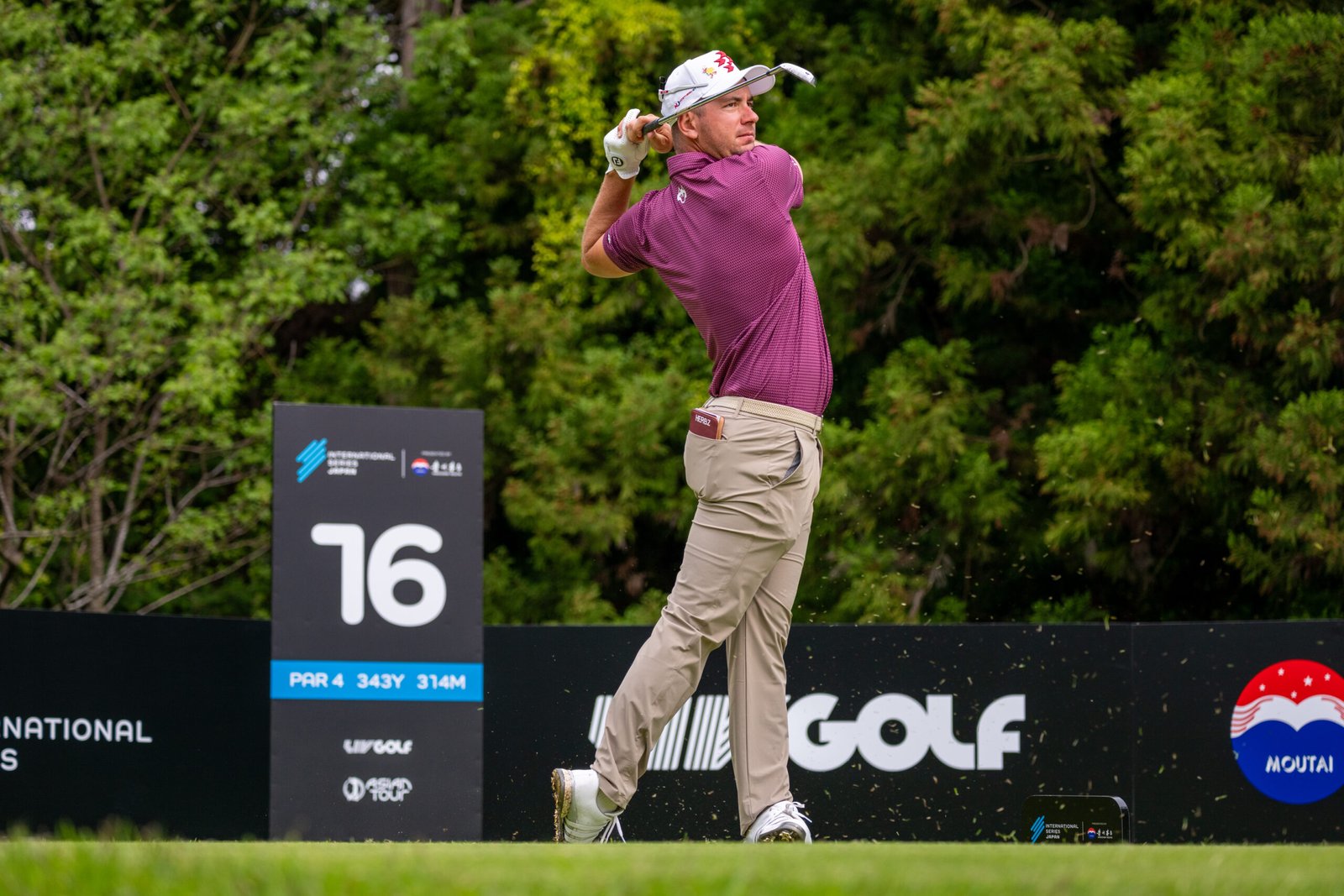 Herbert leads at 11-under after two days of rollercoaster golf in Chiba. [Graham Uden/Asian Tour]