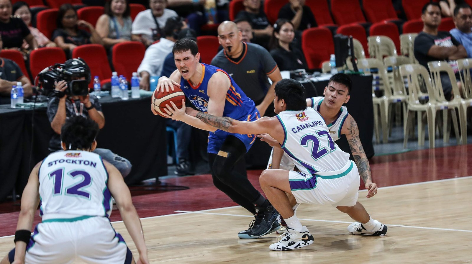 Robert Bolick shines with 19 points and 10 assists to lead NLEX. [PBA Images]