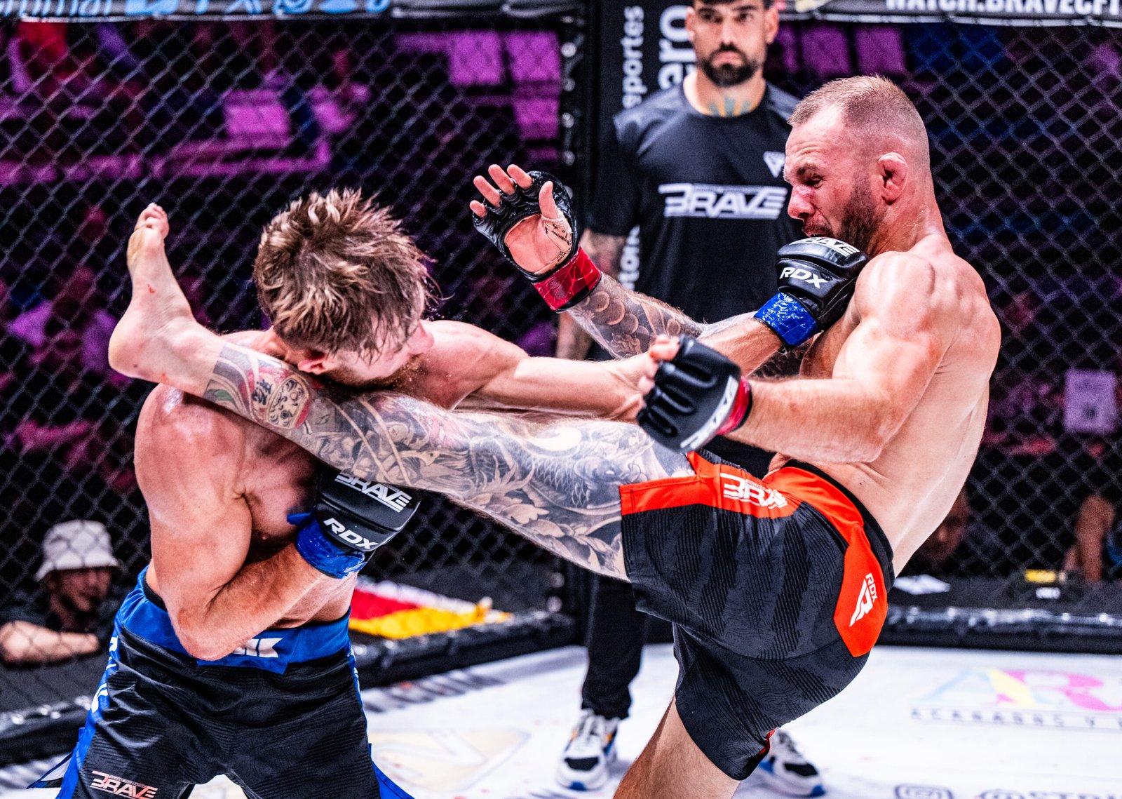 Theo Bashford roars back from an early knockdown to score a third-round finish. [BRAVE CF photo]