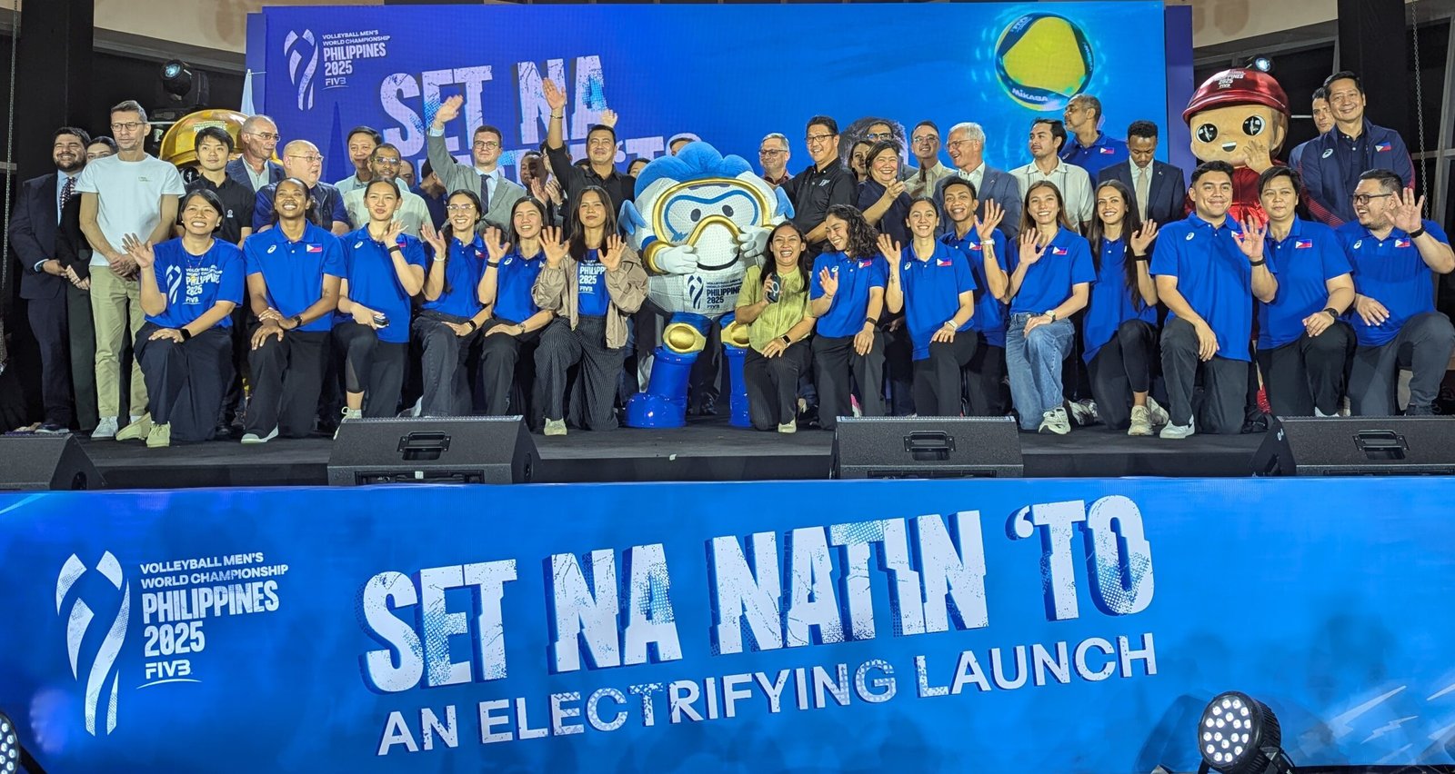 MEMBERS of the Alas Pilipinas women help drumbeat the FIVB Volleyball Men’s World Championship with an electrifying launch at the SM Mall of Asia Music Hall on Wednsday night. PNVF Photo