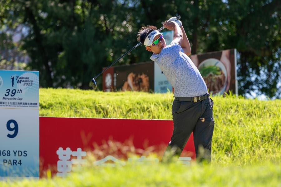 Atiruj Winaicharoenchai during the first round at Taiwan Golf & Country Club. [photo credit: Asian Tour]