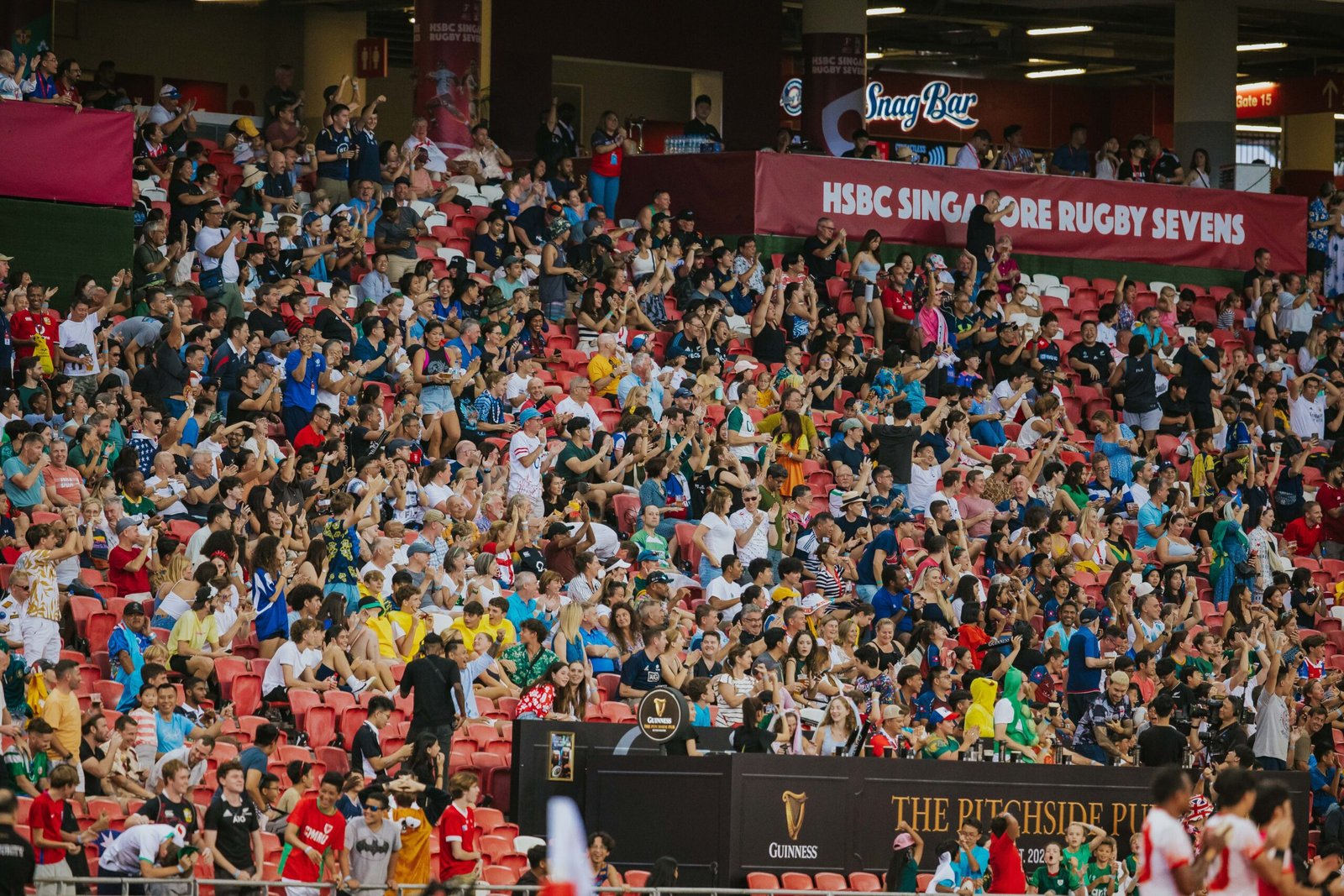 Fans cheer as elite rugby returns to the Singapore National Stadium. [photo credit: Singapore Sports Hub]