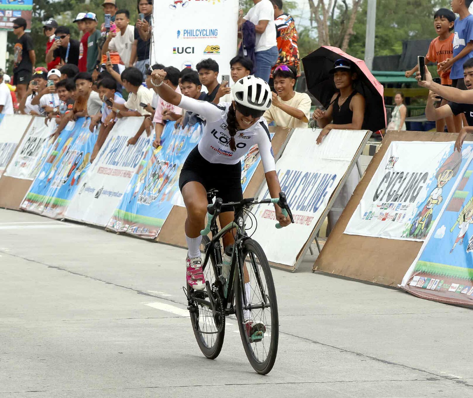 Precious Faye Hindap rules the Girls 16-17 Road Race of the Cycling in Batang Pinoy 2025 [PSC photo]