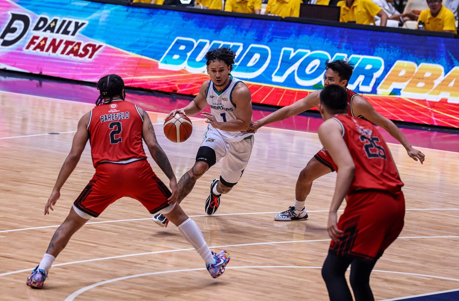 Gomez de Liano, Arana, and Baltazar key contributors as Converge wins a close contest. [PBA Images]