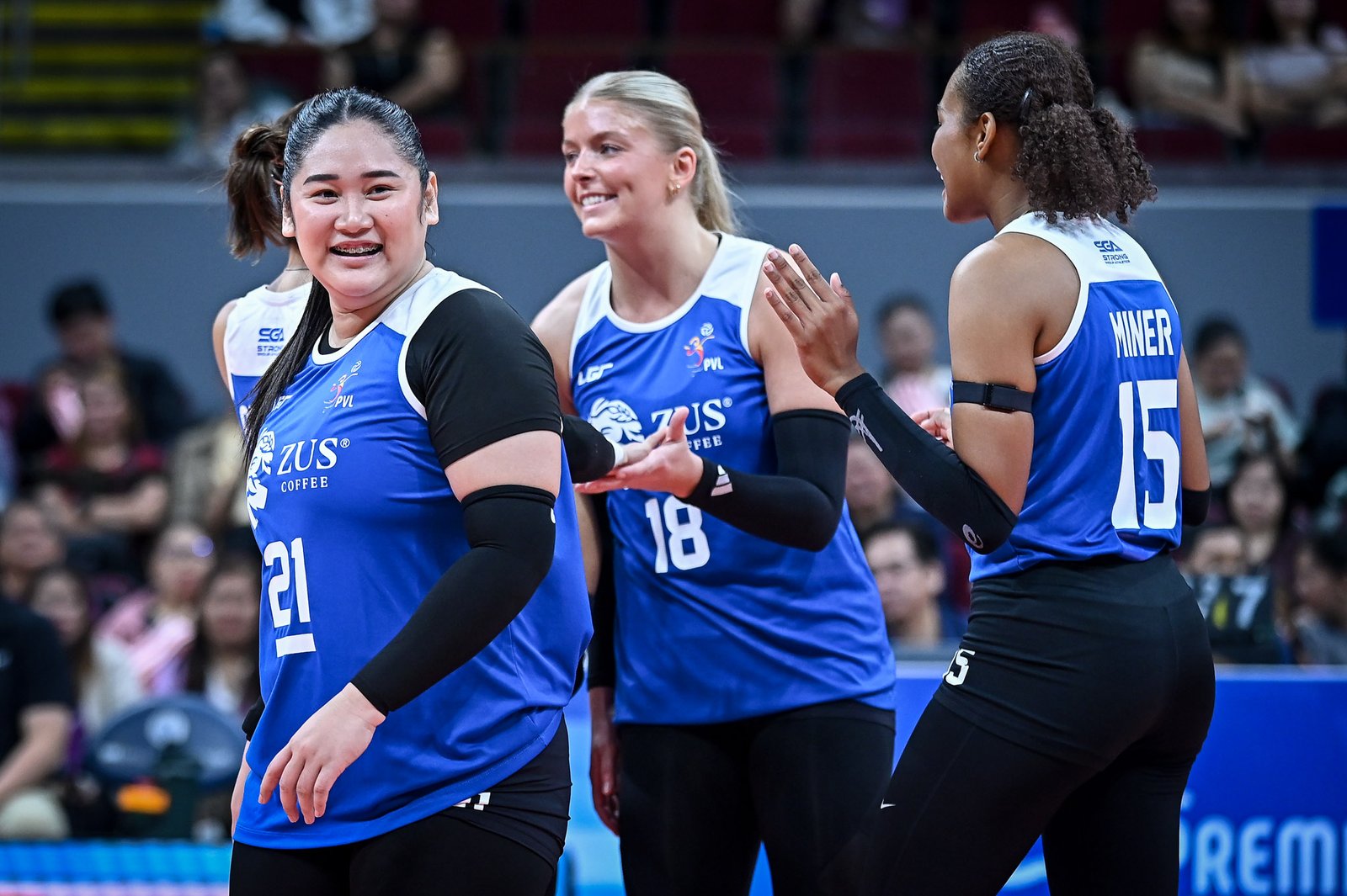 PVL Press Corps Player of the Week: Cloanne Mondoñedo [left] [PVL Images]