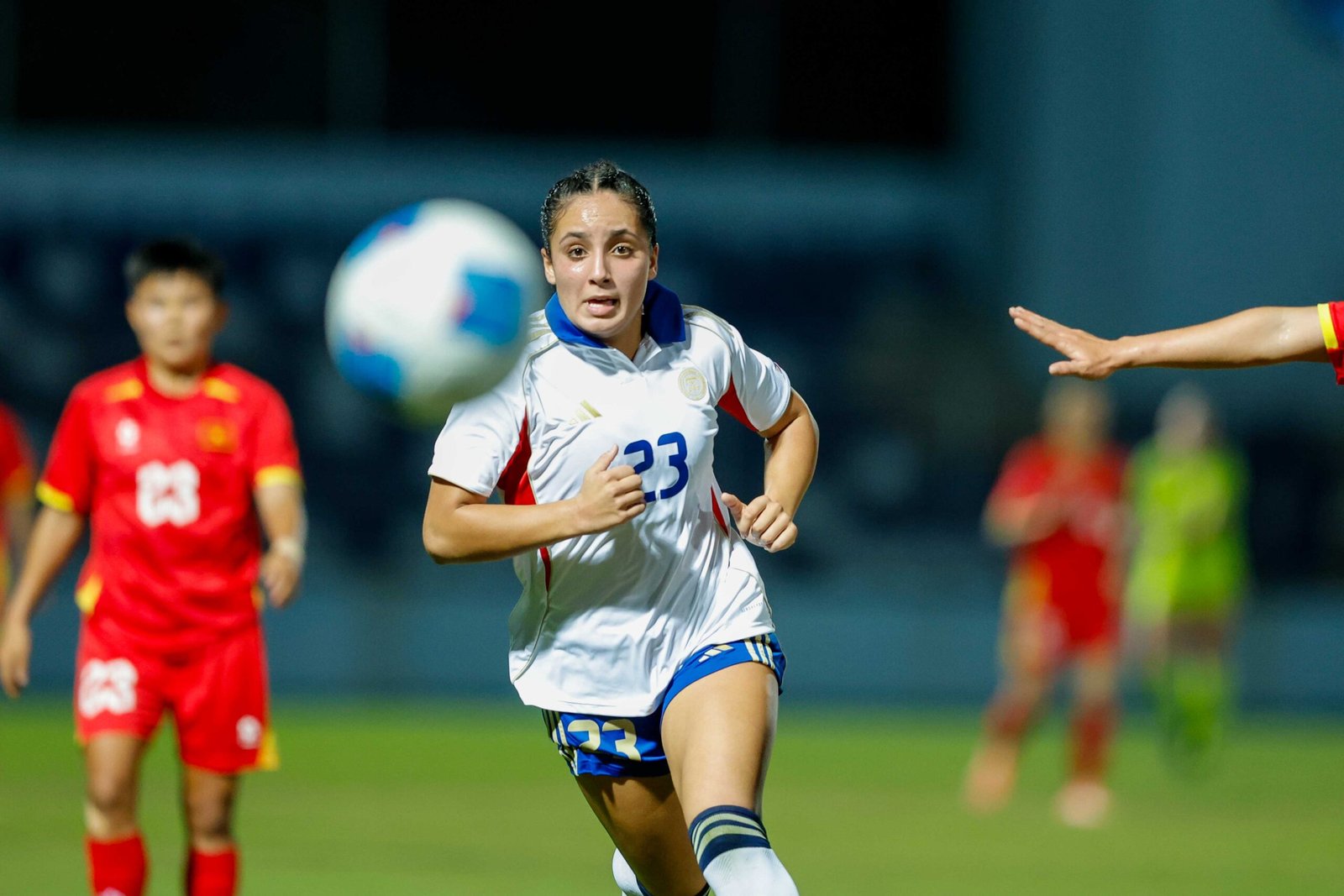 Filipinas explode for a 6-0 win over Malaysia, powered by an Alex Pino hat trick, to reach the SEA Games semifinals! #SEAGames2025 #Filipinas #PhilippineFootball [POC Media Pool photo]