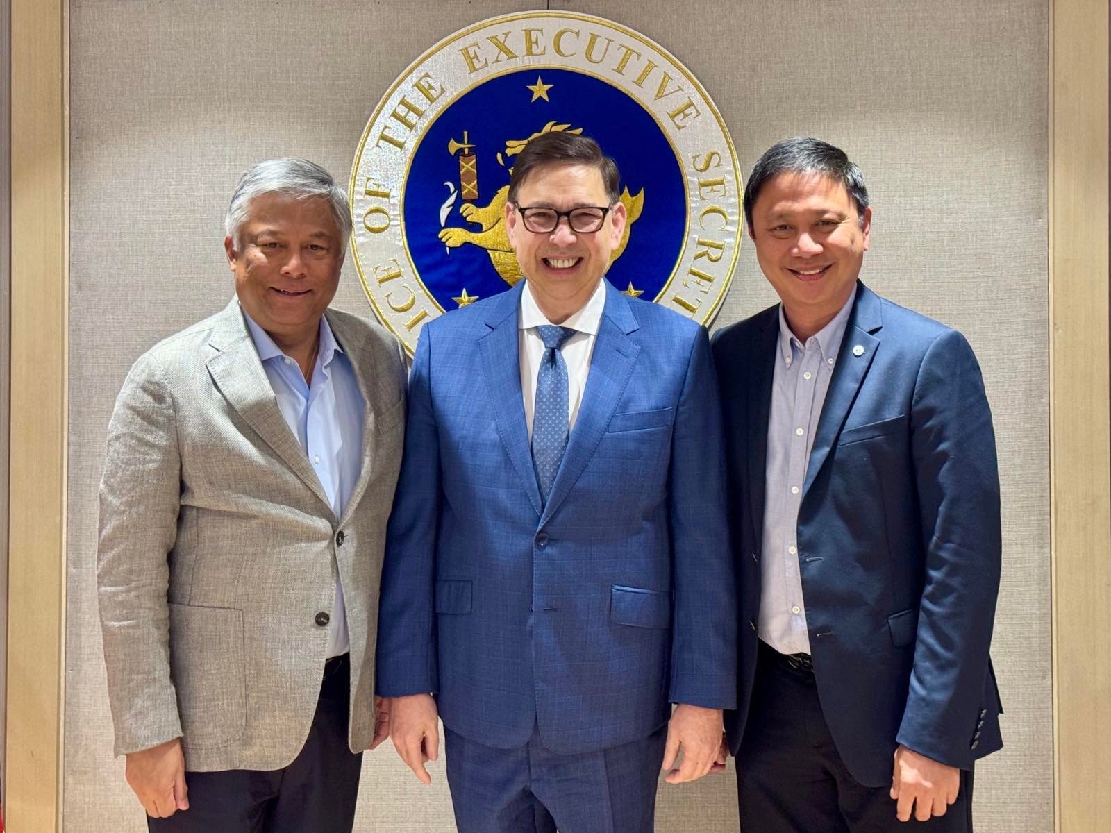 PSC Chairman Patrick Gregorio with PAGCOR Chairman and CEO Alejandro Tengco and Executive Secretary Ralph Recto [PSC photo]
