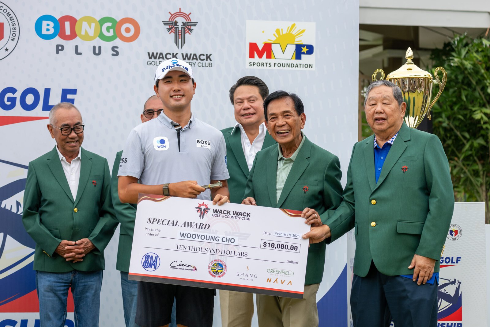Wooyoung Cho celebrates after securing his first Asian Tour title in Manila. [Asian Tour photo]