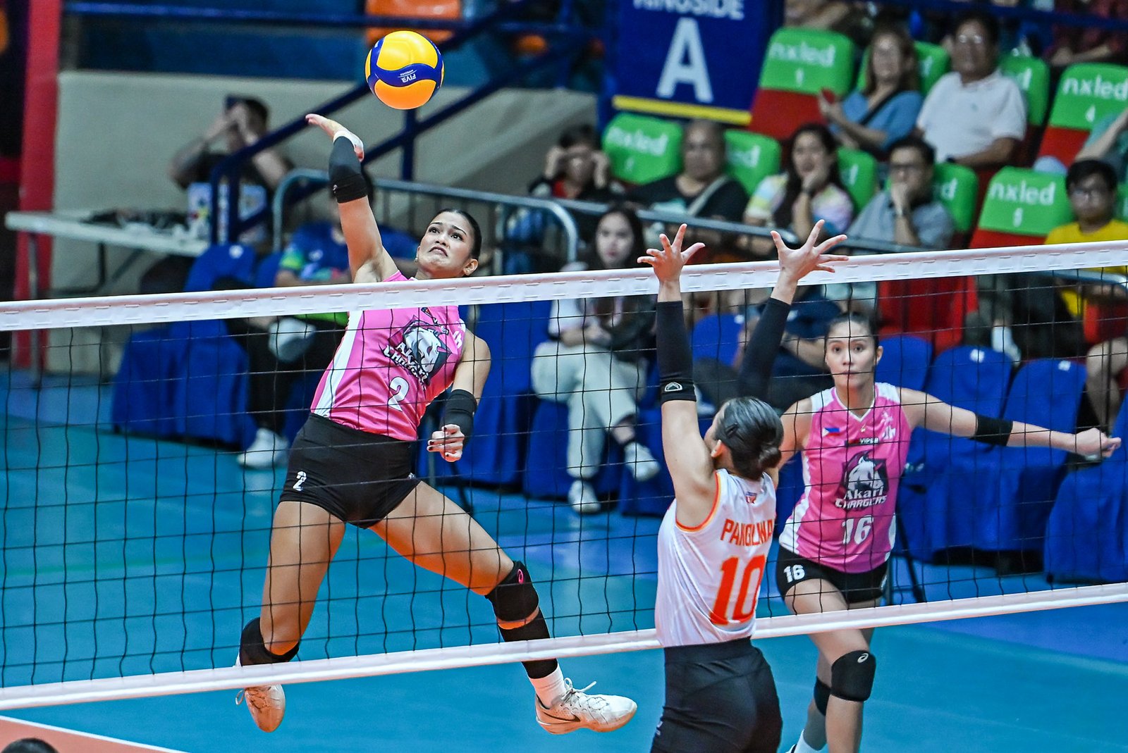 Fifi Sharma powers Akari’s comeback with a critical quick attack in the fifth set against Cignal. [PVL Images]