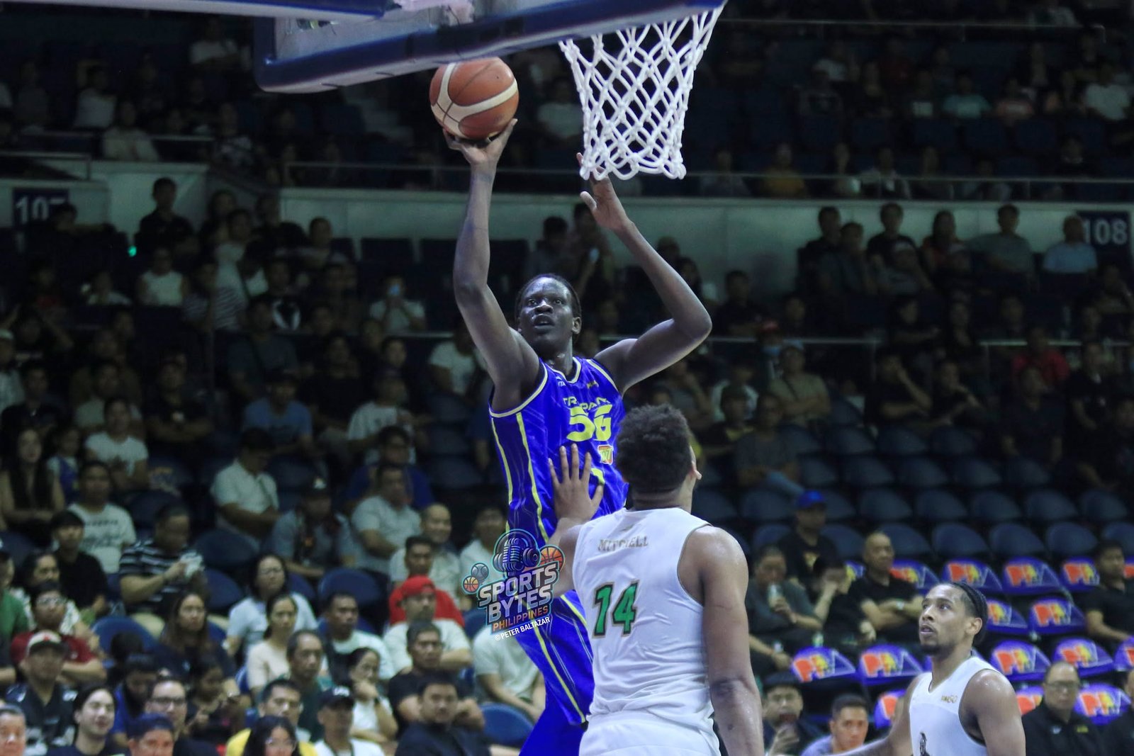 Bol Bol powers TNT with a dominant 37-point, 14-rebound performance against Macau. [photo credit: Peter Baltazar]