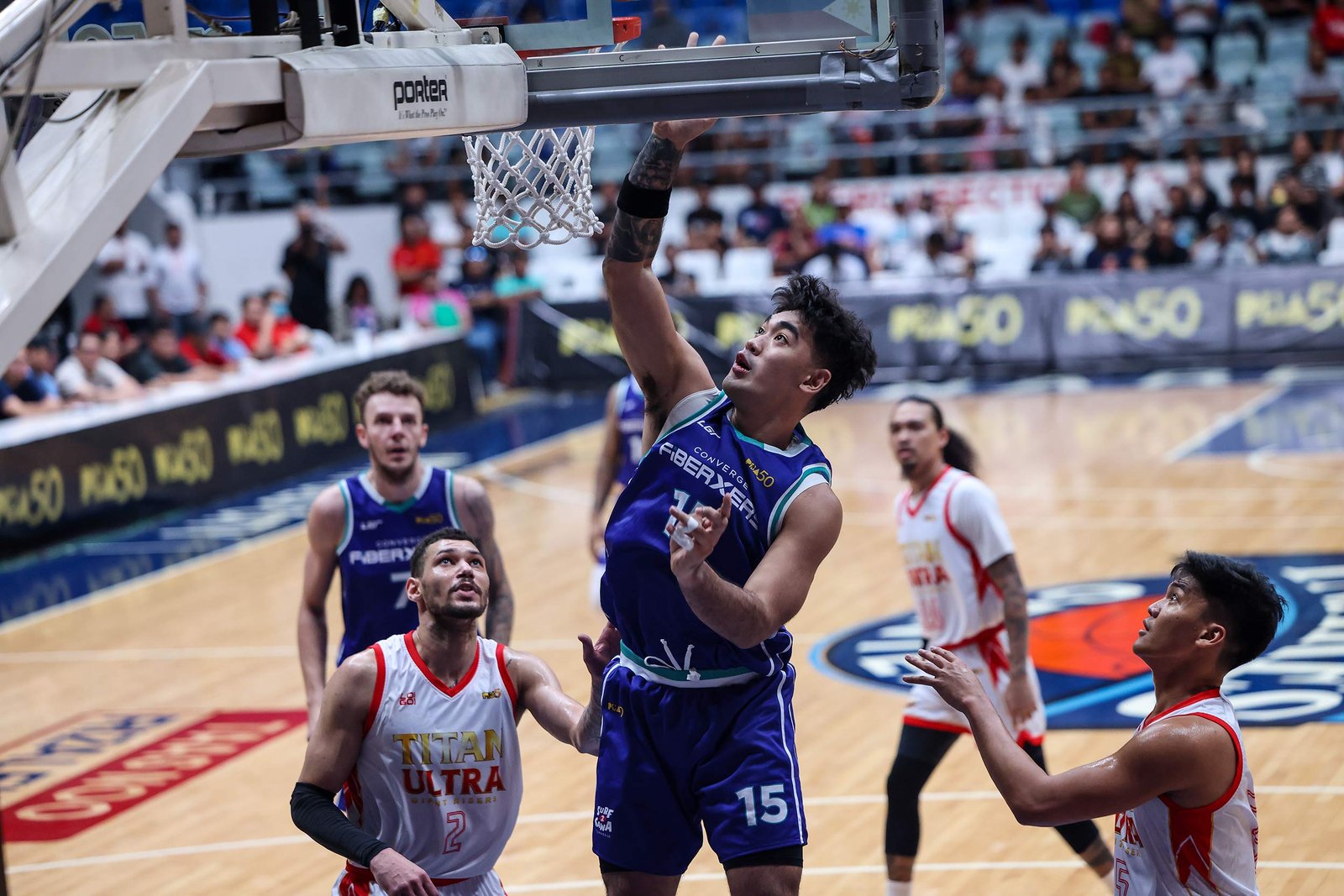 Justin Arana leads FiberXers with strong scoring performance. [PBA Images]