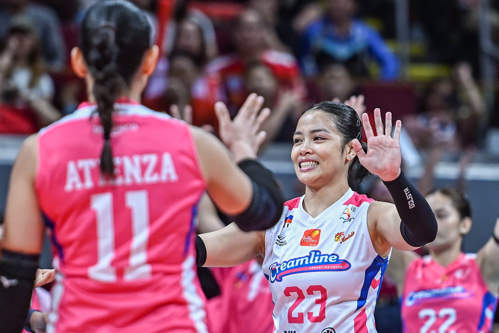 Jema Galanza celebrates after a crucial point against PLDT. [PVL Images]