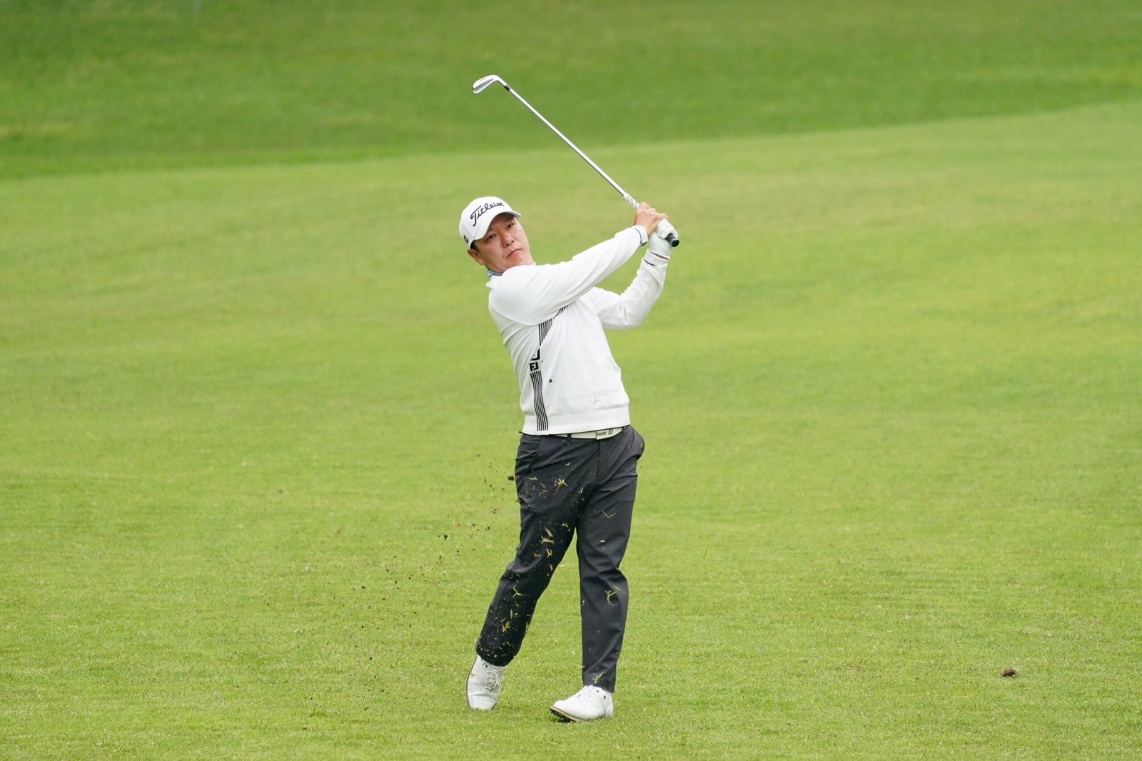 Mingyu Cho surges into a share of the lead at the GS Caltex Maekyung Open. [Asian Tour photo]