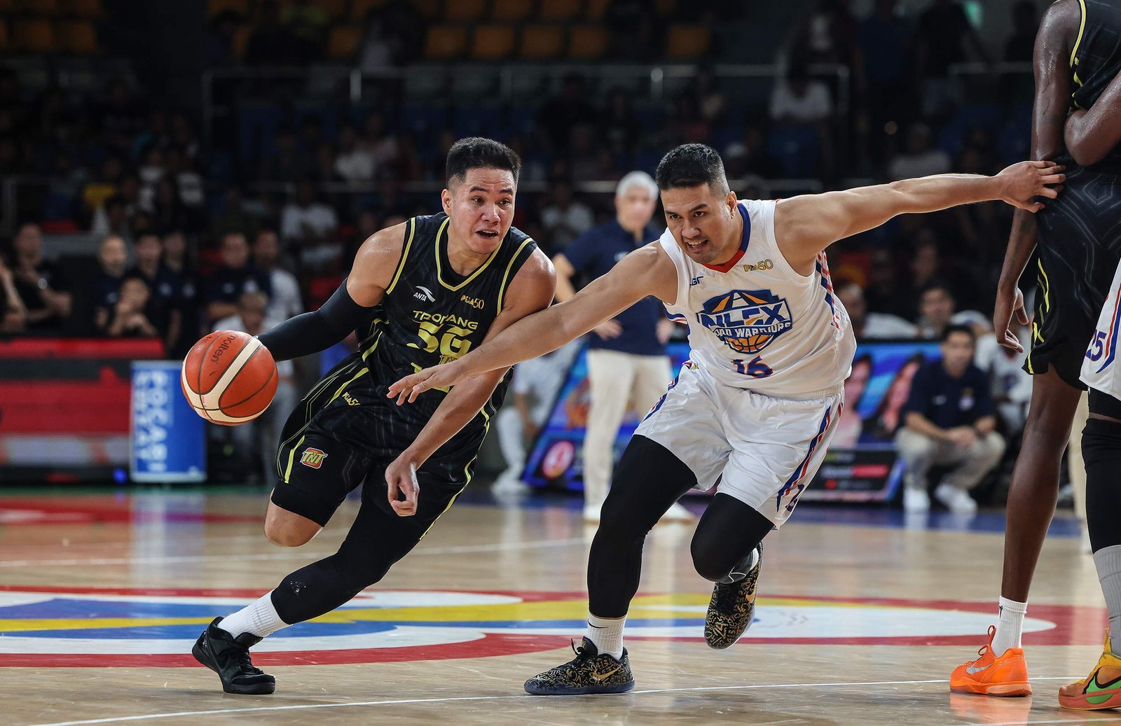 Roger Pogoy leads TNT’s balanced attack in the quarterfinal win [PBA Images]