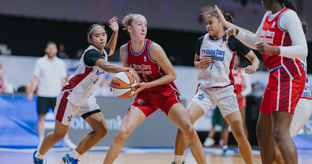 The UST Junior Growling Tigresses bowout of the 2026 NBA Rising Stars
Invitational through an 81-78 defeat from
Rowville Secondary College.