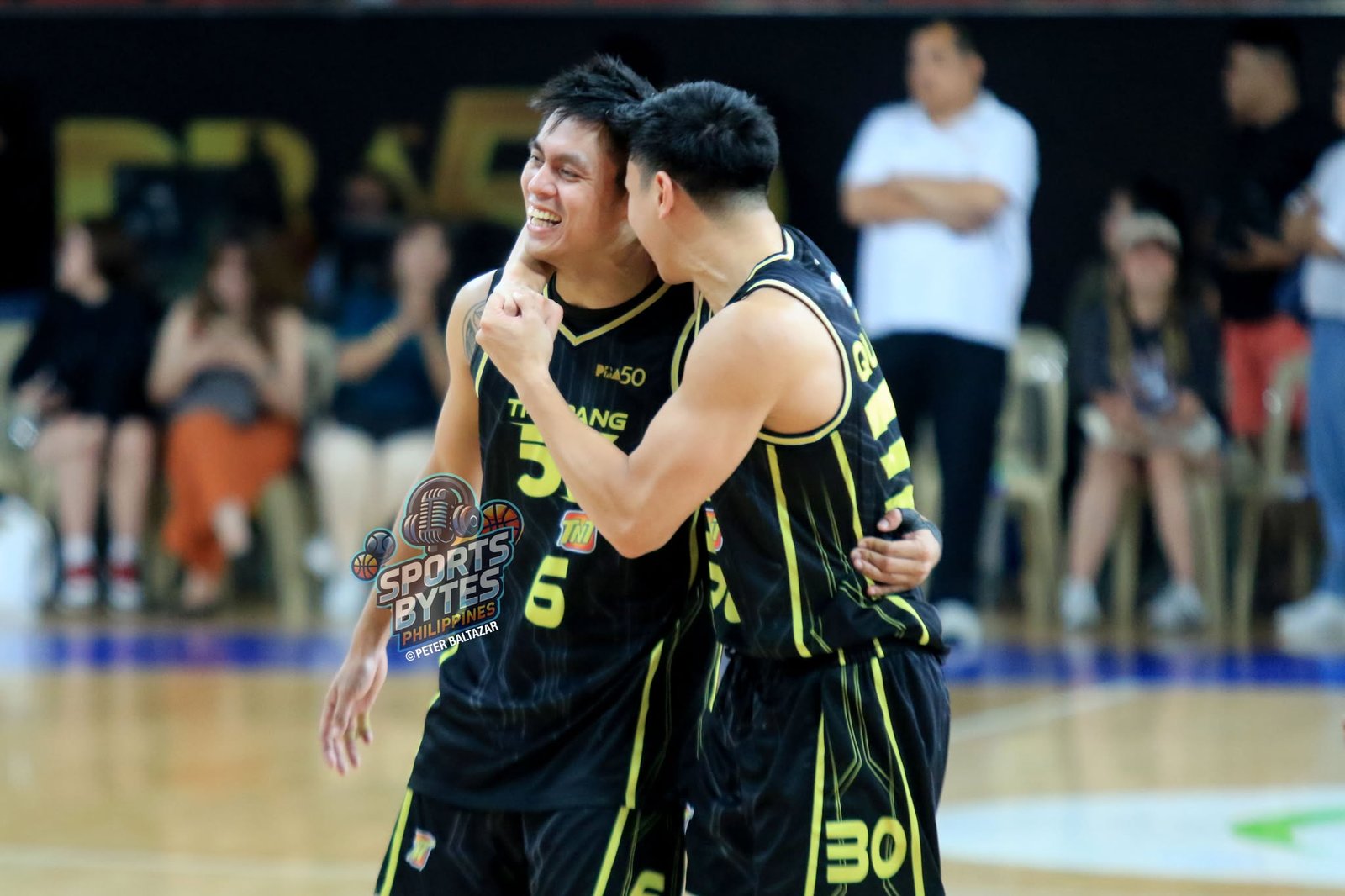 Rey Nambatac delivered the biggest shot of the night as TNT stunned Converge in a thrilling comeback. [photo credit: Peter Baltazar]