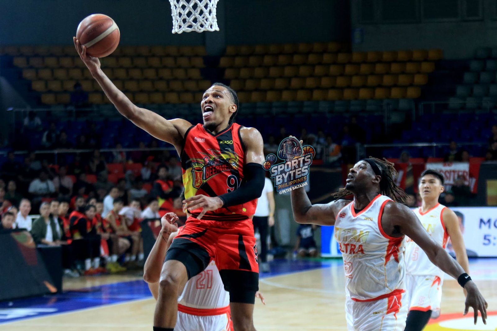 George King led San Miguel Beer in its record-setting offensive performance against Titan Ultra. [photo credit: Peter Baltazar]