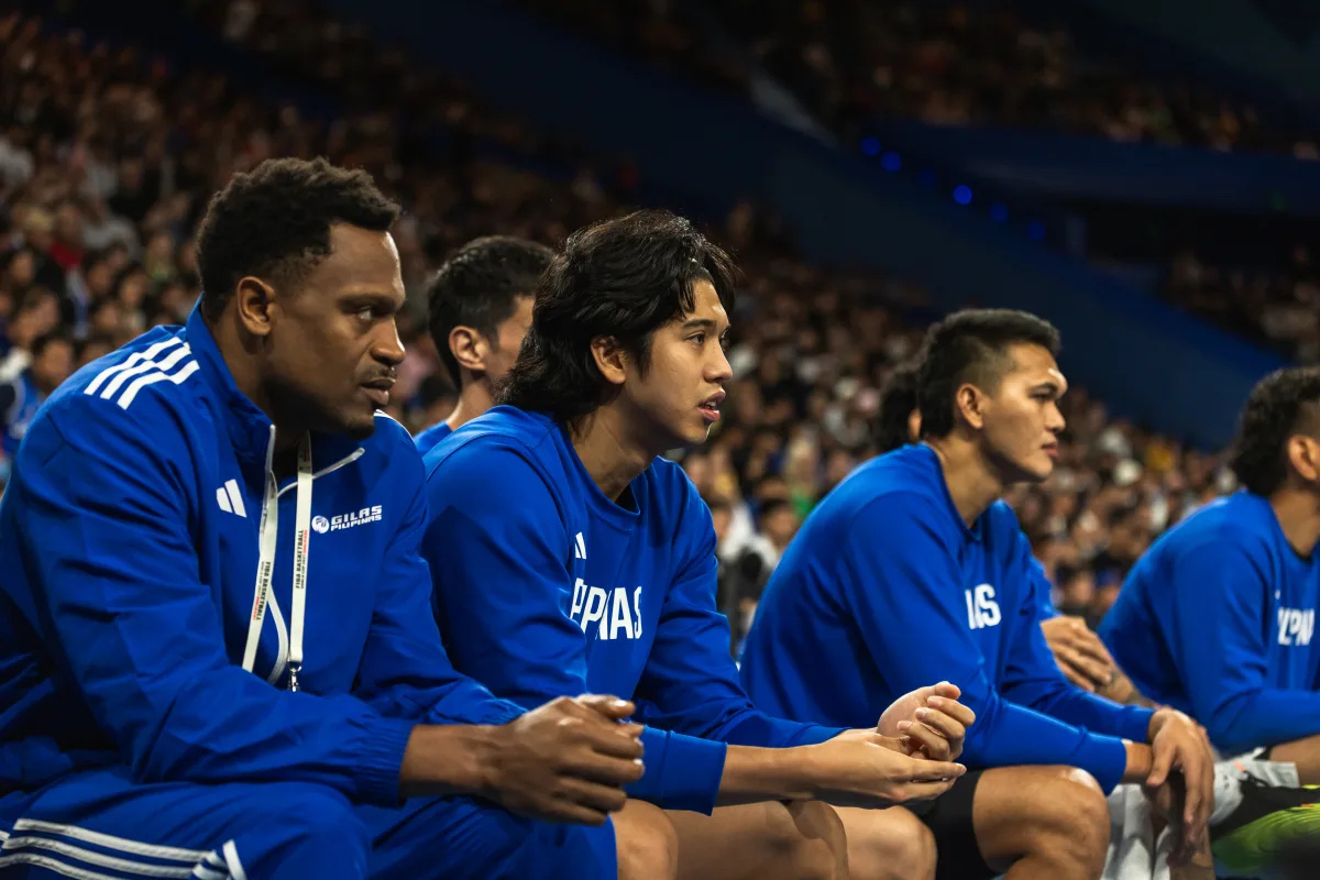 Missing Justin Brownlee, Gilas Pilipinas struggled against an unbeaten Australian squad. [FIBA.com photo]