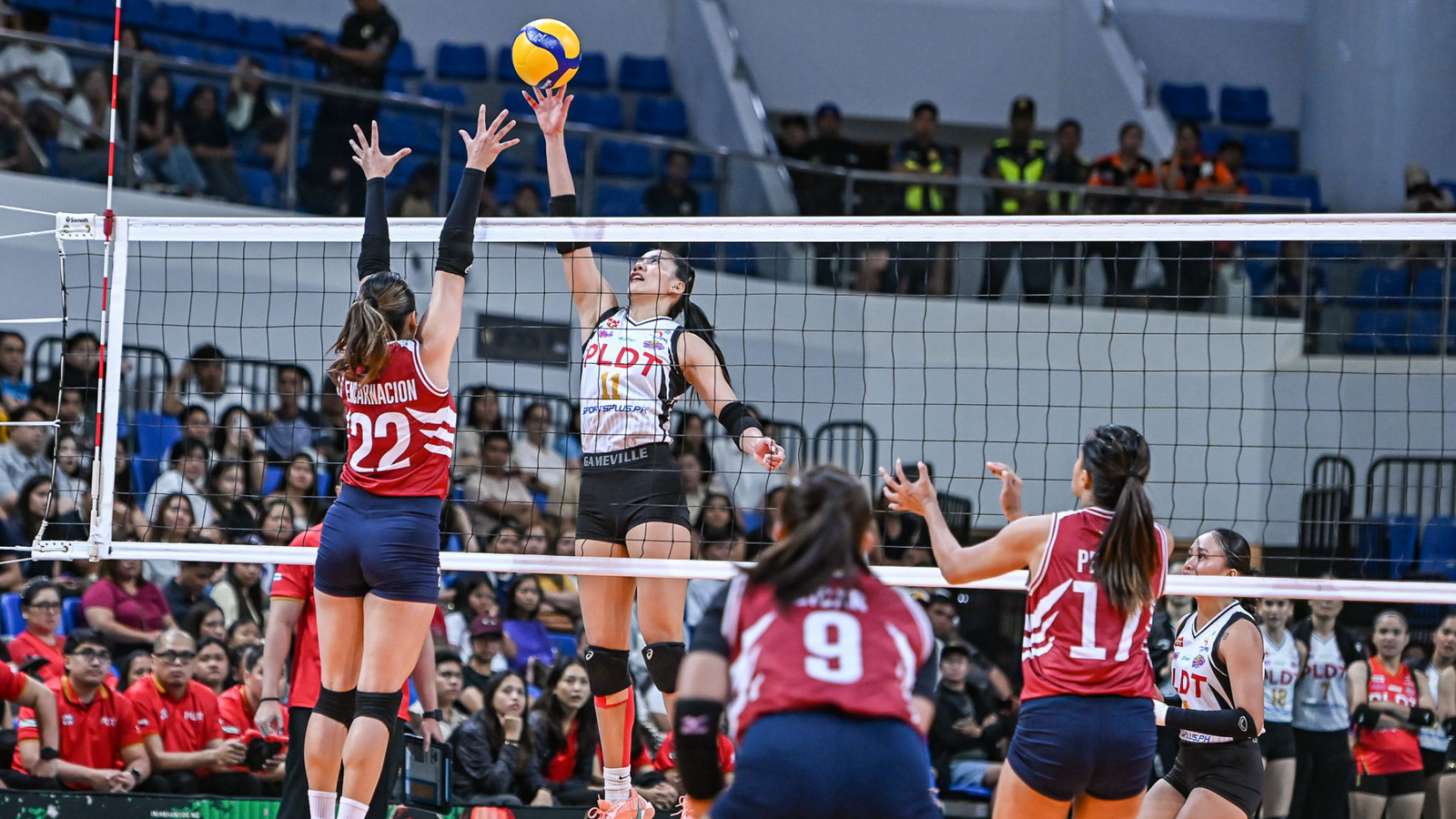Kim Dy delivered 17 points as PLDT overcame a determined Choco Mucho squad in Vigan. [PVL Images]