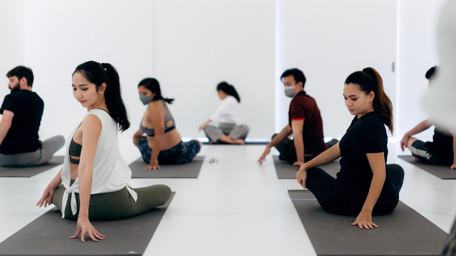 World Wellness Weekend celebrates its 10th anniversary with free wellness activities worldwide.