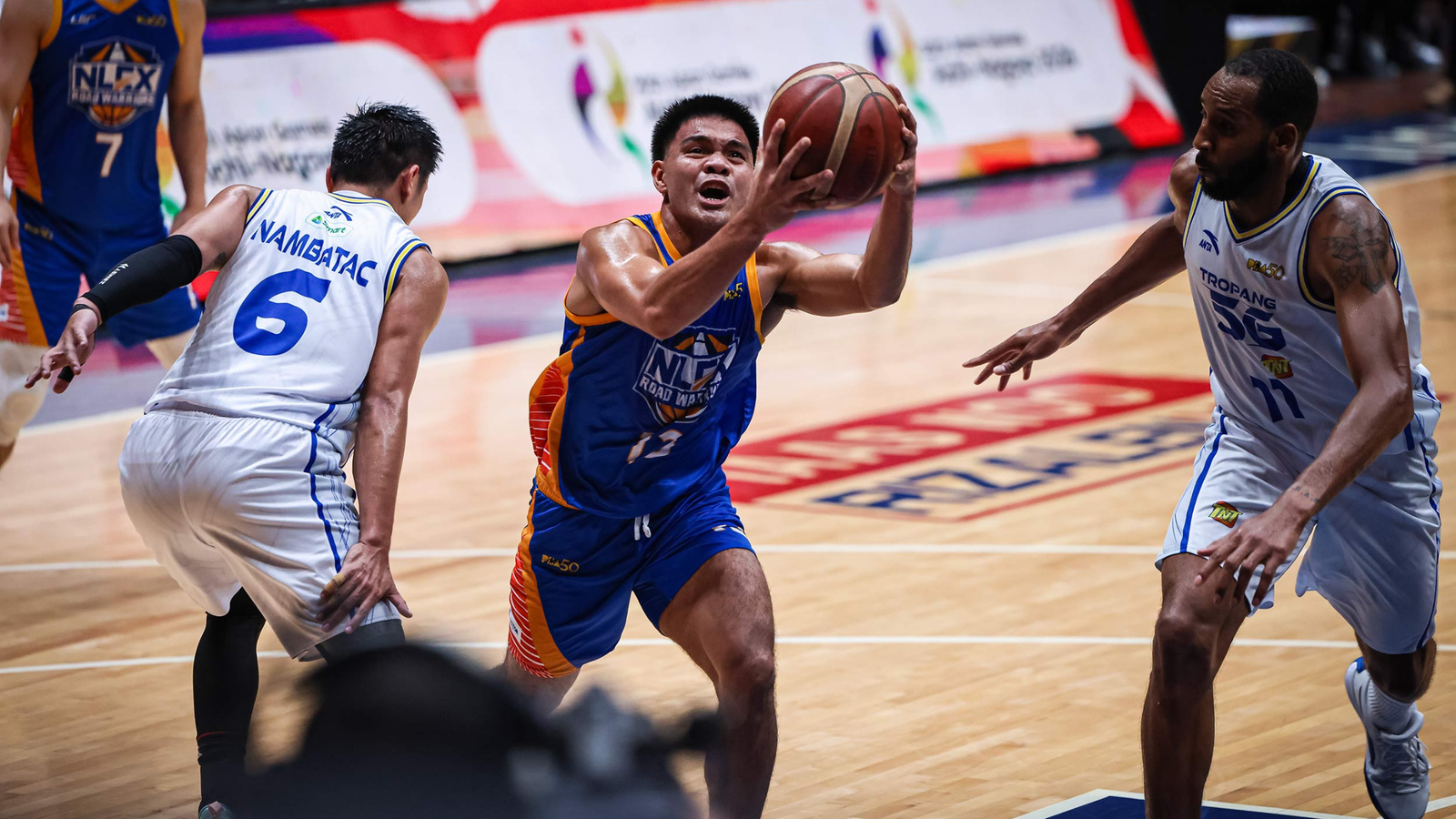 Robert Bolick helped NLEX overcome a difficult night against TNT. [PBA Images]