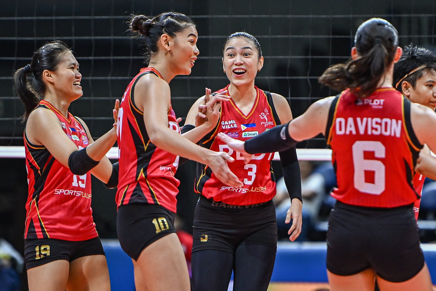 PLDT heads into Sunday's schedule needing a victory to keep its PVL Invitational title defense alive. [PVL Images]