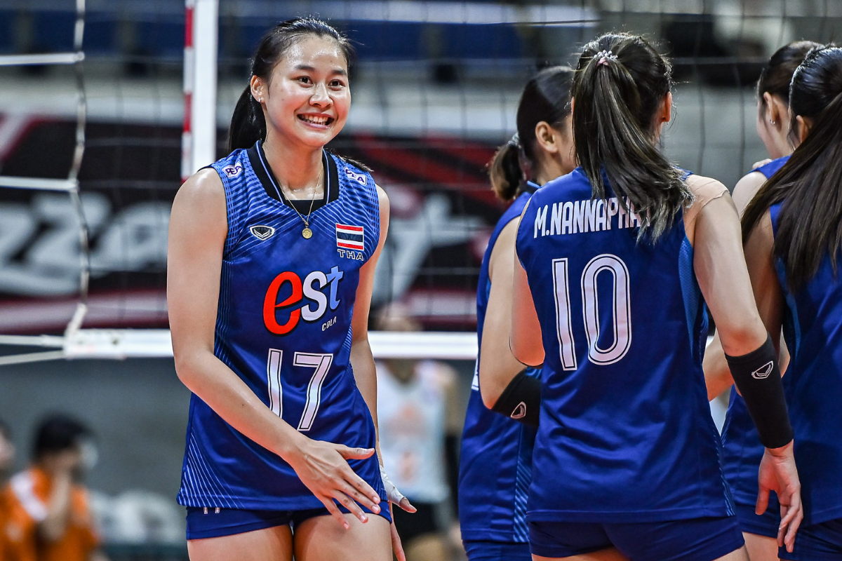 Papatchaya Phontham led EST Cola with 17 points in the Thai side's bounce-back victory. [PVL Images]