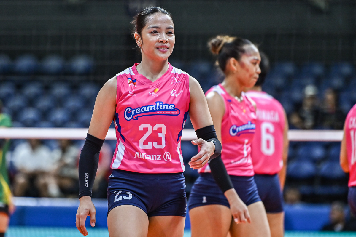 Jema Galanza delivered 12 points and 15 excellent digs to earn Player of the Game honors for Creamline. [PVL Images]