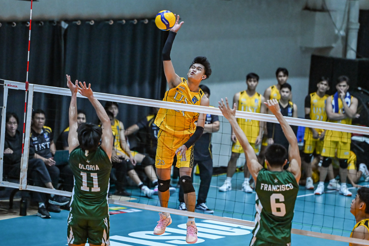 Al-Bukharie Sali led UST's scoring effort as the Golden Spikers moved to 1-3 in the V-League Collegiate Challenge. [PVL Images]