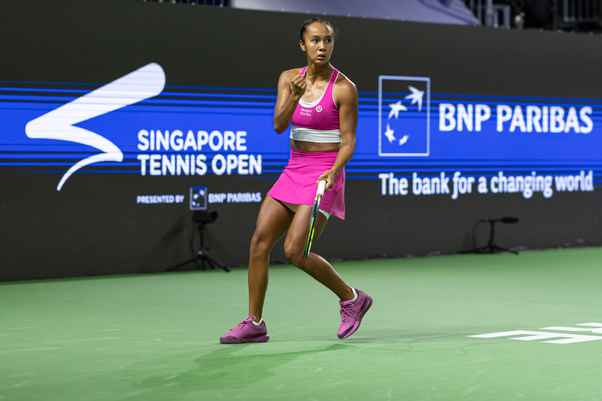 Leylah Fernandez defeated Alycia Parks 6-4, 6-3 to reach the quarterfinals after overcoming several difficult stretches in the match. [photo credit: WTA | Ashok Kumar]
