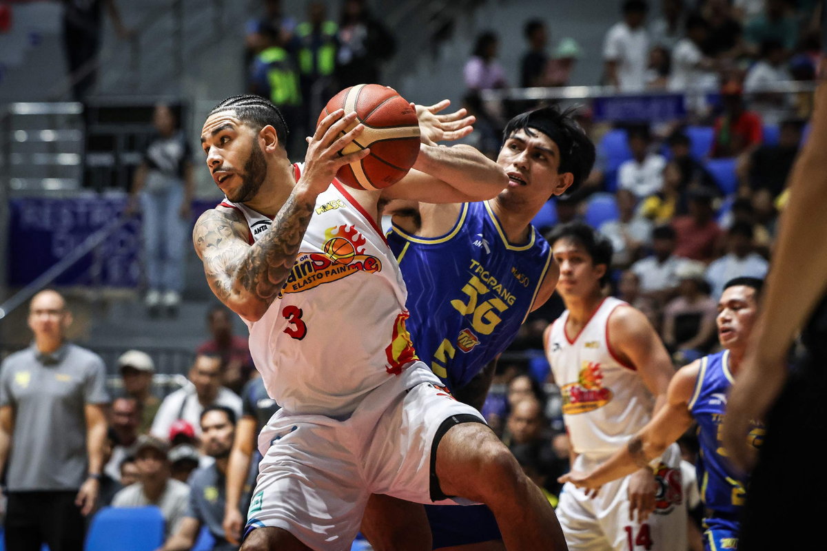 Aaron Fuller led Rain or Shine with 27 points as the Elasto Painters rallied past TNT, 98-94, in the PBA On Tour. [PBA Images]
