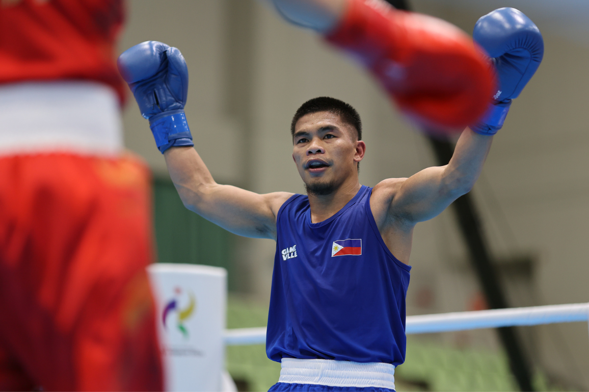 Carlo Paalam advanced to the Asian Games 2026 men's 55kg semifinals after edging China's Jiamao Zhang by split decision. [POC Media pool photo]