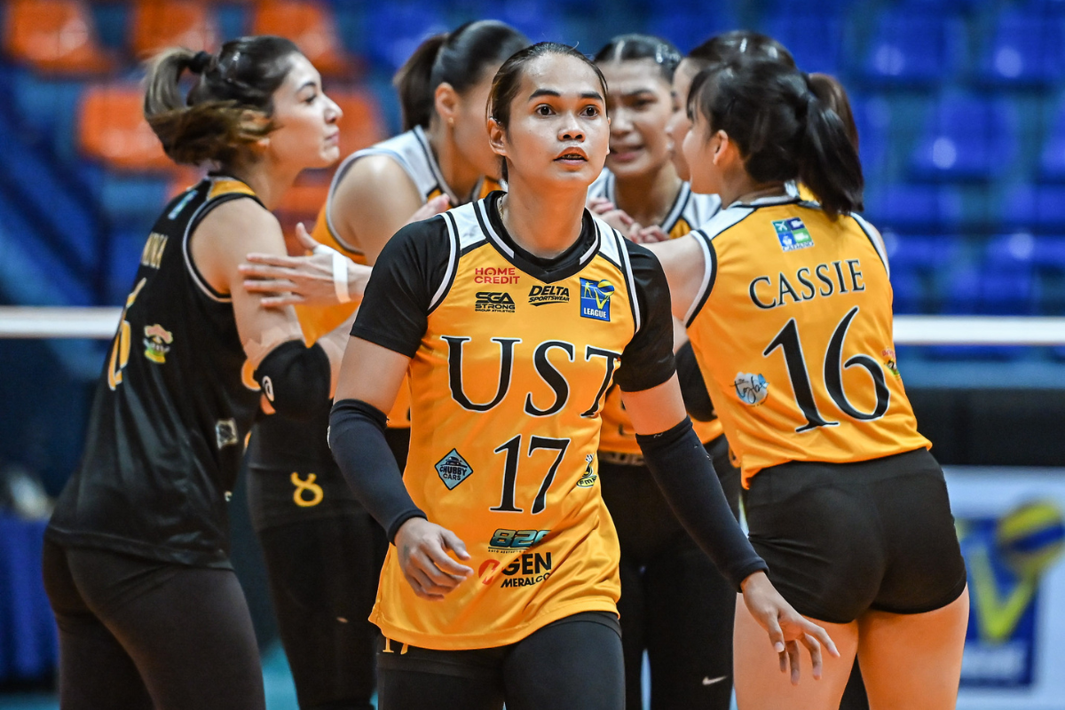 Angge Poyos led UST with 19 points as the Golden Tigresses swept Arellano in Game 1. [PVL Images]