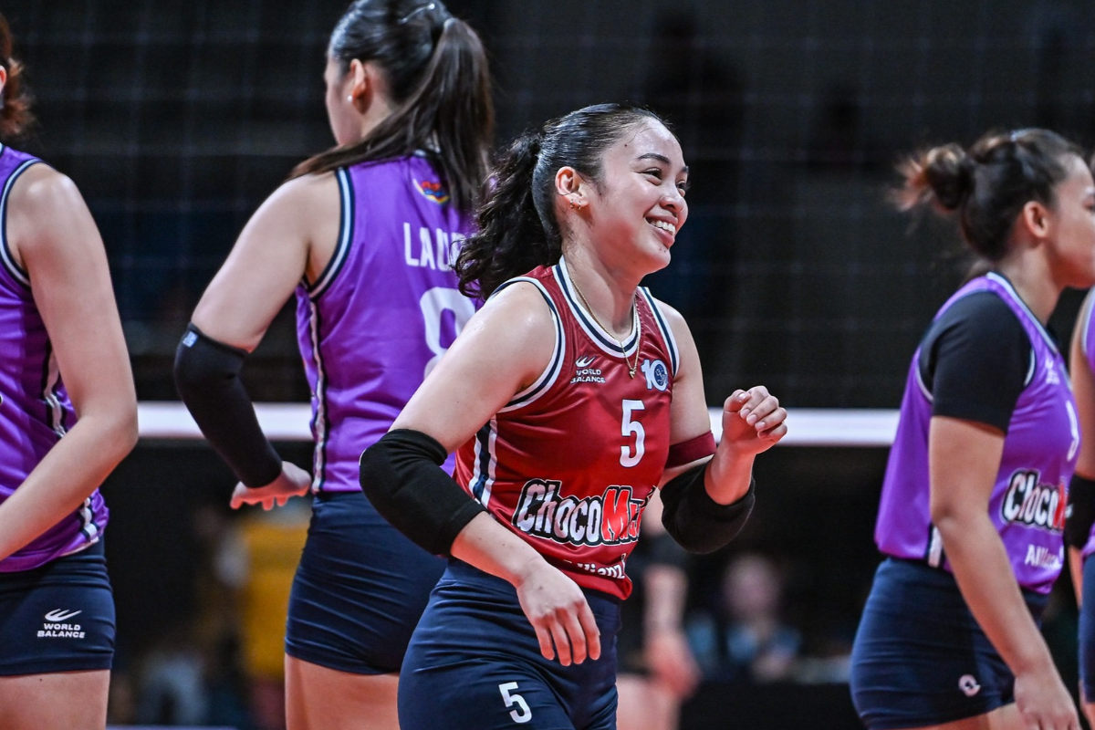 Dawn Catindig recorded 20 excellent digs and 11 receptions to help Choco Mucho beat Galeries Tower in the PVL All Filipino Conference. [PVL Images]
