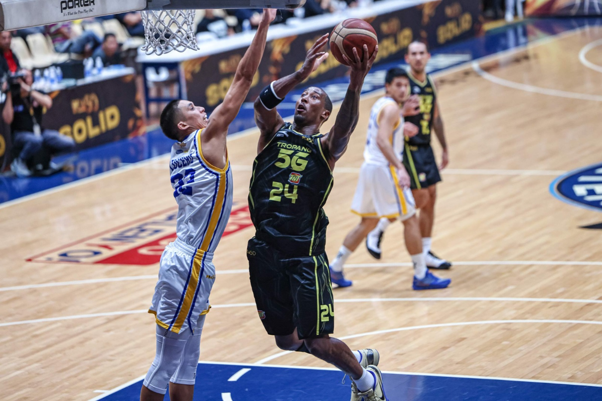 Rondae Hollis-Jefferson led TNT Tropang 5G past Magnolia with 39 points and 15 rebounds in a 91-73 win that gave TNT a 2-0 lead in the PBA Governors’ Cup quarterfinals. [PBA Images]