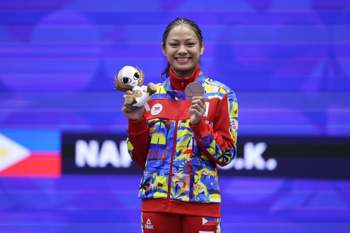 Kaila Napolis won Asian Games jiu jitsu bronze for the Philippines after beating Mongolia's Tsagaanbileg Altangerel, 2-0, in the women's -52kg class. [POC Media pool]