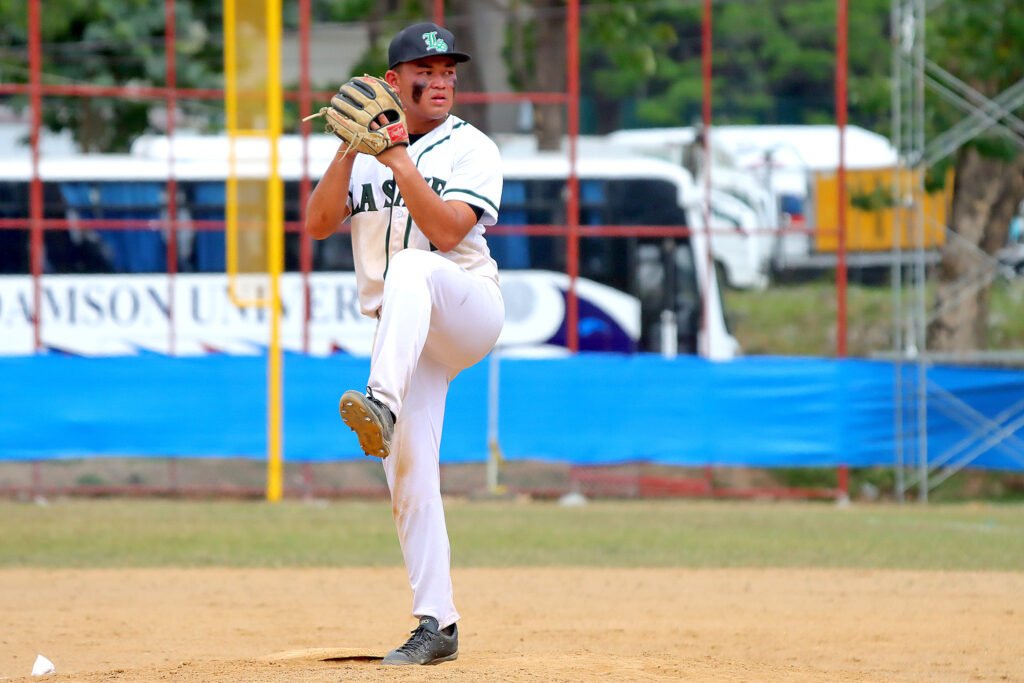 Lord Aragorn De Vera [UAAP images]