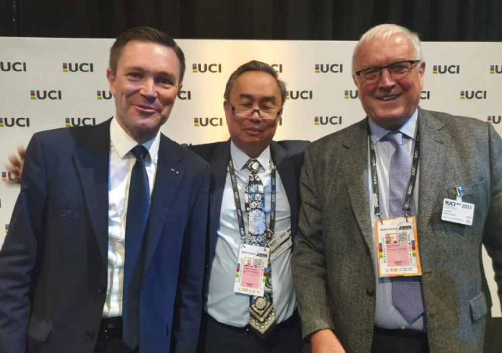 PHILCYCLING and Philippine Olympic Committee head Abraham “Bambol” Tolentino (center) shares a light moment with current International Cycling Union president David Lappartient (left) and former chief Pat McQuaid at the sidelines of the UCI’s 192nd Congress in Glasgow on Thursday.