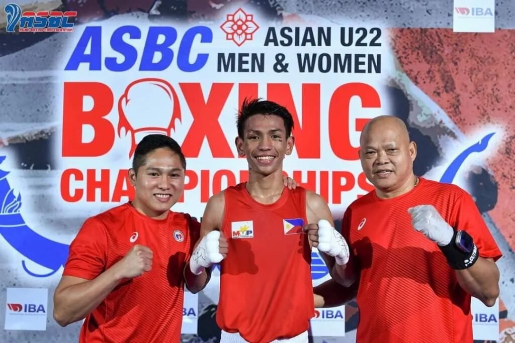 Aaron Jude Bado (center) with coach Ronald Chavez (right) [photo credit; asbc_official Instagram]