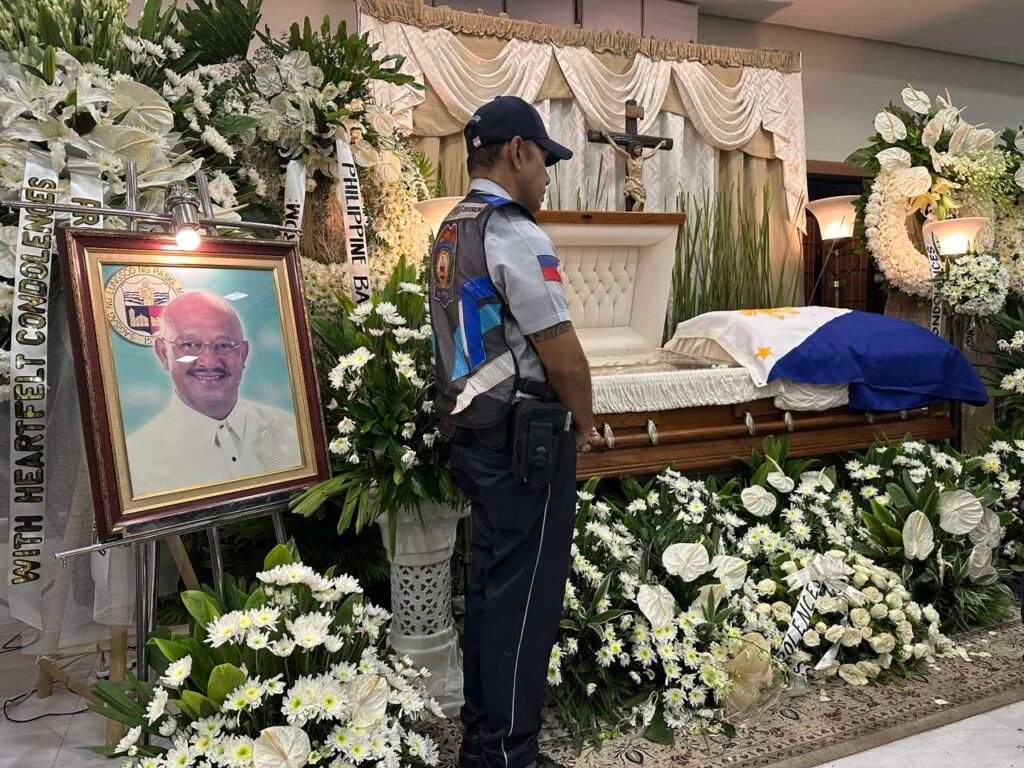 At the wake of former Pasig City Vice Mayor Rosalio "Yoyong" Martires on June 20, 2024. [Brian Yalung photo]