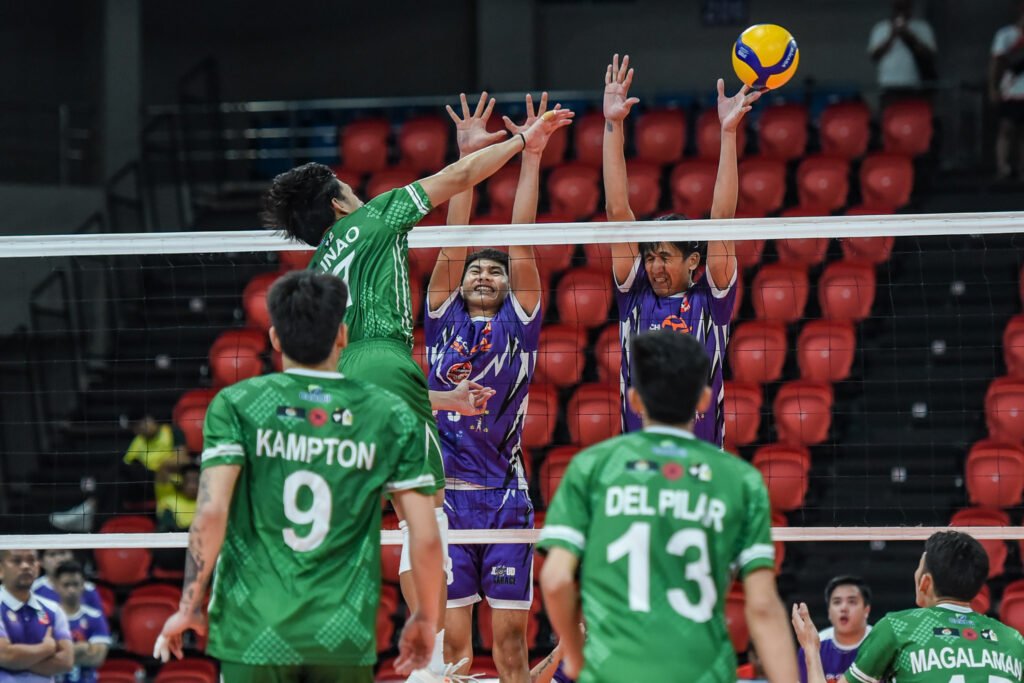 Chichi DHTSI Brotherhood Titans vs. La Salle EcoOil Green Oilers [PVL images]