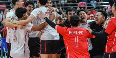 The Cignal HD Spikers celebrate their 8th Spikers’ Turf championship after a dominant season sweep. [Spikers' Turf images]