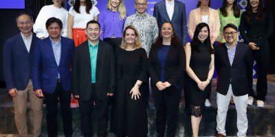 Back Row: Amanda Anisimova, WTA Player; Wang Xinyu, WTA Player; Anna Kalinskaya, WTA Player; Minister Edwin Tong, Minister for Culture, Community and Youth and Second Minister for Law; Mr Kon Yin Tong, Chairman, Sport Singapore; Elise Mertens, WTA Player; Ajla Tomljanović, WTA Player; Emma Raducanu, WTA Player Front Row (L-R): Mr. Quek Swee Kuan, CEO, Kallang Alive Sport Management; Mr. Keith Magnus, Chairman, Kallang Alive Sport Management; Mr. Alan Goh, CEO, Sport Singapore; Ms. Laura Ceccarelli, Chief Operating Officer, APG and Co-Tournament Director of the Singapore Tennis Open 2025; Ms. Cristina Romero, Supervisor, Women's Tennis Association; Ms. Jasmine Quek, President, Singapore Tennis Association Mr. Yazed Osman, Group Head of Events & Placemaking and Place Management, Kallang Alive Sport Management and Co-Tournament Director of the Singapore Tennis Open 2025 (Credit: Ministry of Culture, Community & Youth)