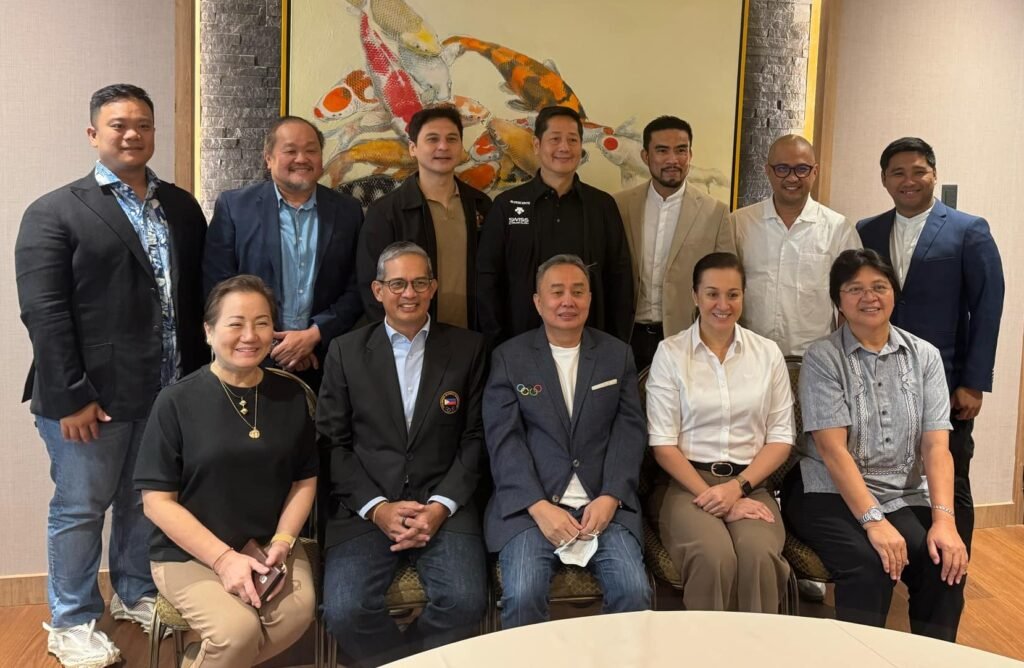 PHILIPPINE Olympic Committee president Abraham “Bambol” Tolentino with Executive Board members (standing, from left) Atty. Wharton Chan, Dr. Jose Raul Canlas, Alvin Aguilar, Donaldo Caringal, Alexander Sulit, Ferdinand Agustin and Jessie Lacuna; and (seating, from left) Leah Gonzales, Al Panlilio, Mikee Cojuangco-Jaworski and Leonora Escollante.