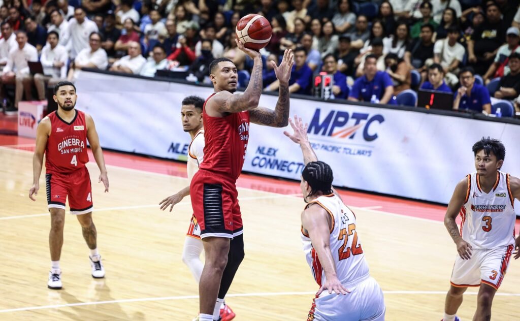 Justin Brownlee and Jamie Malonzo led Ginebra’s offensive charge, combining for 47 points in Game 3. [PBA Images]