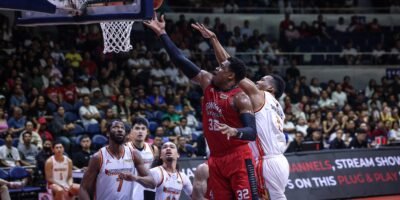 Justin Brownlee leads Ginebra back to the Commissioner’s Cup Finals, setting up a blockbuster rematch with TNT. [PBA Images]